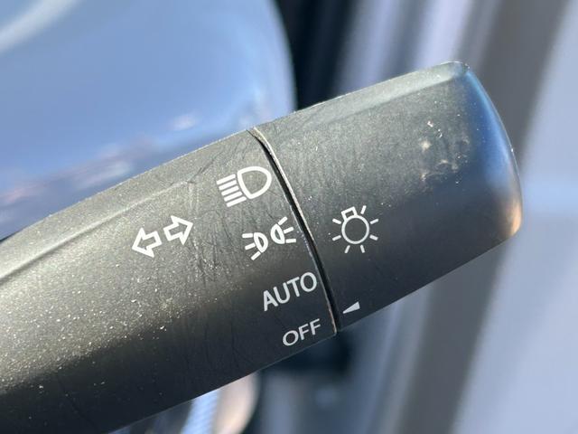 スペーシア ハイブリッドＸ　衝突軽減ブレーキ　両側パワースライドドア　社外ナビ　バックカメラ　Ｂｌｕｅｔｏｏｔｈ　シートヒーター　コーナーセンサー　レーンアシスト　ＥＴＣ　オートライト　スマートキー　プッシュスタート（13枚目）