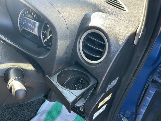 デイズルークス ハイウェイスター　Ｘ　Ｖセレクション　エマージェンシーブレーキ　両側パワースライドドア　純正ナビ　アラウンドビューモニター　Ｂｌｕｅｔｏｏｔｈ　フルセグ　ＨＩＤヘッドライト　アイドリングストップ　ステアリングリモコン　スマートキー（26枚目）