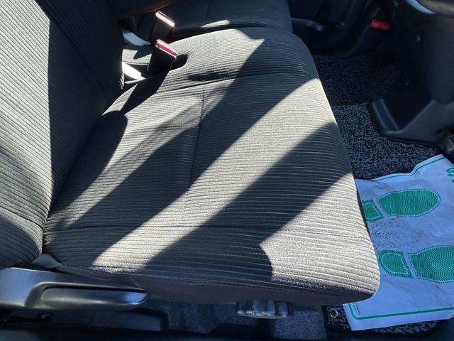 デイズルークス ハイウェイスター　Ｘ　Ｖセレクション　エマージェンシーブレーキ　両側パワースライドドア　純正ナビ　アラウンドビューモニター　Ｂｌｕｅｔｏｏｔｈ　フルセグ　ＨＩＤヘッドライト　アイドリングストップ　ステアリングリモコン　スマートキー（32枚目）