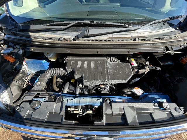 デイズルークス ハイウェイスター　Ｘ　Ｖセレクション　エマージェンシーブレーキ　両側パワースライドドア　純正ナビ　アラウンドビューモニター　Ｂｌｕｅｔｏｏｔｈ　フルセグ　ＨＩＤヘッドライト　アイドリングストップ　ステアリングリモコン　スマートキー（54枚目）