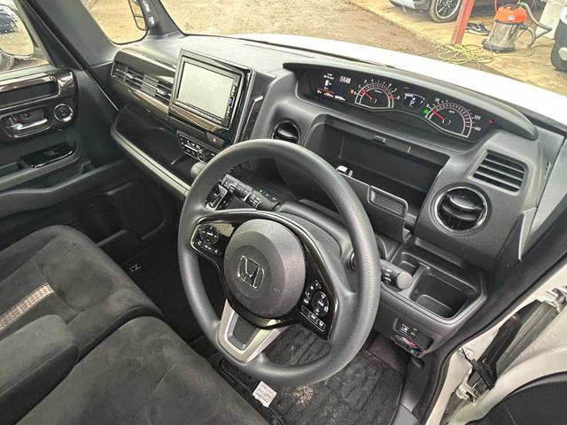 Ｎ－ＢＯＸカスタム Ｇ・Ｌホンダセンシング　衝突被害軽減ブレーキ　レーダークルーズコントロール　レーンキープアシスト　左側パワースライドドア　ＥＴＣ　バックカメラ　ドラレコ　アイドリングストップ　ＬＥＤオートライト　オートハイビーム　ＢＴ　ＣＤ（32枚目）