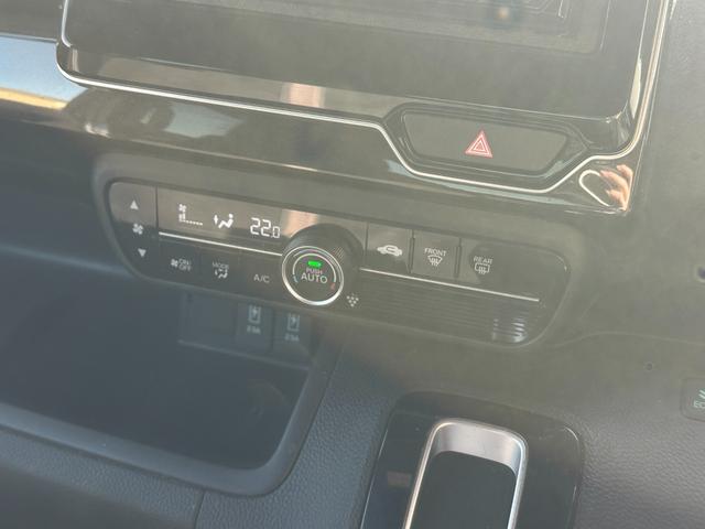 N-BOXカスタム G・Lホンダセンシング 衝突軽減ブレーキ 左側パワースライドドア レーダークルーズコントロール レーンキープアシスト バックカメラ アイドリングストップ ETC LEDオートライト Bluetoothオーディオ フォグ CD(32枚目)