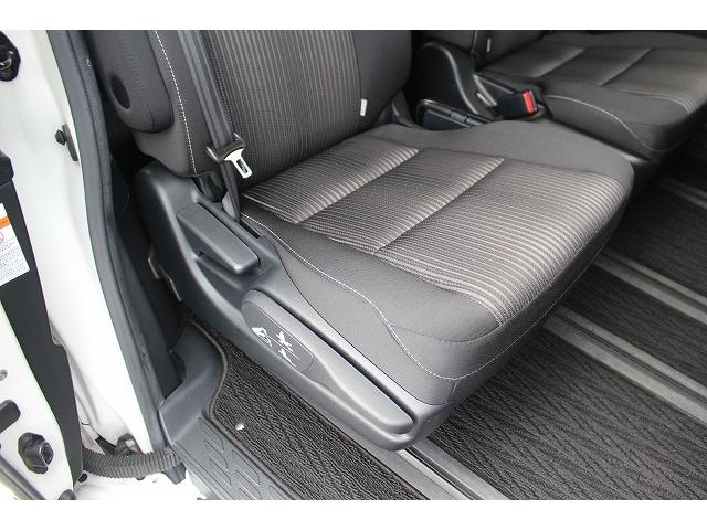 ヴォクシー ＺＳ　煌　７人乗り／純正９型ナビ／ＴＶ／両側電動／セーフティＣ／Ｂカメラ／ＬＥＤ／クルコン（23枚目）