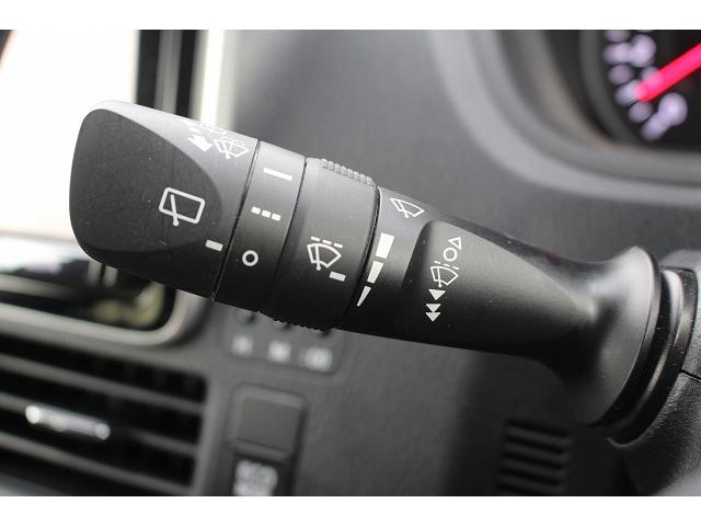 ヴォクシー ＺＳ　煌　７人乗り／純正９型ナビ／ＴＶ／両側電動／セーフティＣ／Ｂカメラ／ＬＥＤ／クルコン（42枚目）