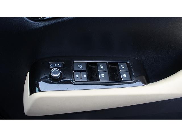 アルファード ２．５Ｇ　ＡＬＰＩＮＥ１１型ナビ／ＴＶ／後席モニター／電動Ｒゲート／衝突軽減／レーダークルーズ／Ｂカメラ／ＥＴＣ（42枚目）
