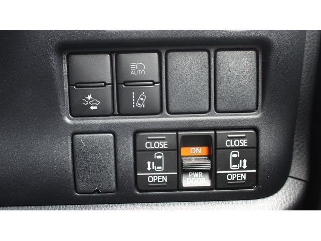 ノア Ｓｉ　ダブルバイビーＩＩ　７人乗り／純正９型ナビ／後席モニター／ＥＴＣ／クルコン／ＬＥＤ／衝突軽減／（46枚目）