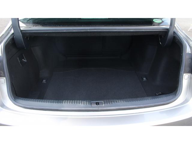 ＩＳ ＩＳ３００ｈ　バージョンＬ　１オーナー／黒革／エアシート／レーダークルコン／Ｂカメラ／ＬＥＤ／衝突軽減／ＴＶ（30枚目）