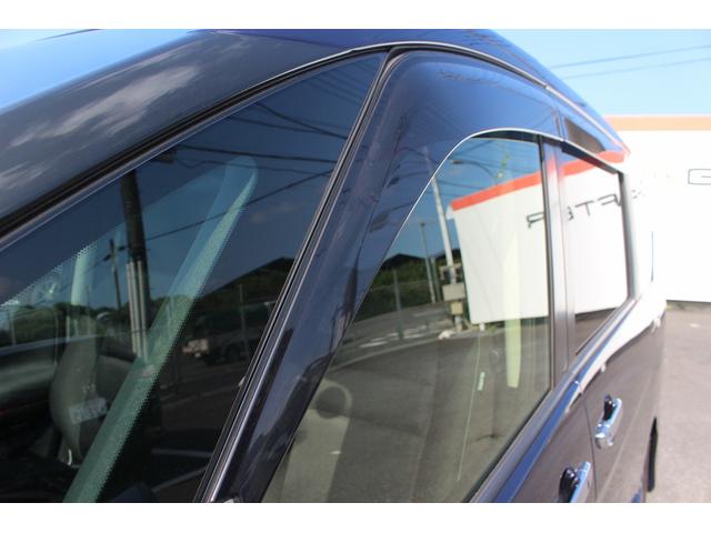 セレナ ハイウェイスター　９型ナビ／ＴＶ／後席モニター／３６０度カメラ／両側電動スライドドア／クルーズコントロール／ＥＴＣ／ＬＥＤヘッドライト／（15枚目）