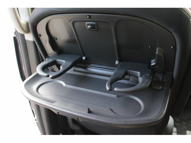 セレナ ハイウェイスター　９型ナビ／ＴＶ／後席モニター／３６０度カメラ／両側電動スライドドア／クルーズコントロール／ＥＴＣ／ＬＥＤヘッドライト／（61枚目）