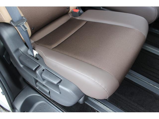 セレナ ｅ－パワー　ハイウェイスターＶ　プロパイ／純正９型ナビ／ＴＶ／３６０度カメラ／ＯＰ茶内装／シートヒーター／ＥＴＣ／両側電動／（36枚目）