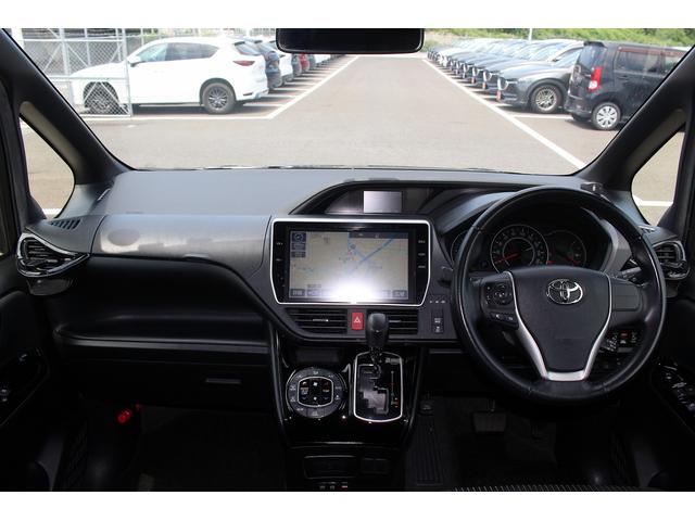 ヴォクシー ＺＳ　サンルーフ／モデリスタフルエアロ／純正１０型ナビ／地上デジタル／バックカメラ／両側電動スライドドア／７人乗り／ＥＴＣ／ＬＥＤヘッドライト／純正１６インチアルミホイール／（47枚目）