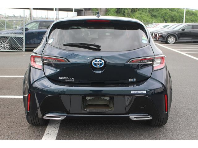 カローラスポーツ ハイブリッドＧ　Ｚ　純正ディスプレイオーディオ　禁煙車　オプティトロンメーター　レッドステッチ入りブラックファブリックシート　クルーズコントロール　純正１８インチダークグレーメタリック塗装切削光輝アルミホイール（10枚目）