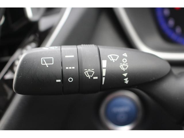 カローラスポーツ ハイブリッドＧ　Ｚ　純正ディスプレイオーディオ　禁煙車　オプティトロンメーター　レッドステッチ入りブラックファブリックシート　クルーズコントロール　純正１８インチダークグレーメタリック塗装切削光輝アルミホイール（52枚目）