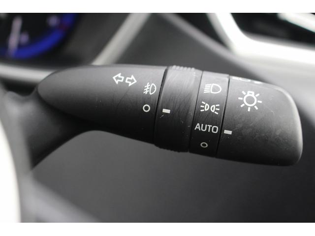 カローラスポーツ ハイブリッドＧ　Ｚ　純正ディスプレイオーディオ　禁煙車　オプティトロンメーター　レッドステッチ入りブラックファブリックシート　クルーズコントロール　純正１８インチダークグレーメタリック塗装切削光輝アルミホイール（53枚目）