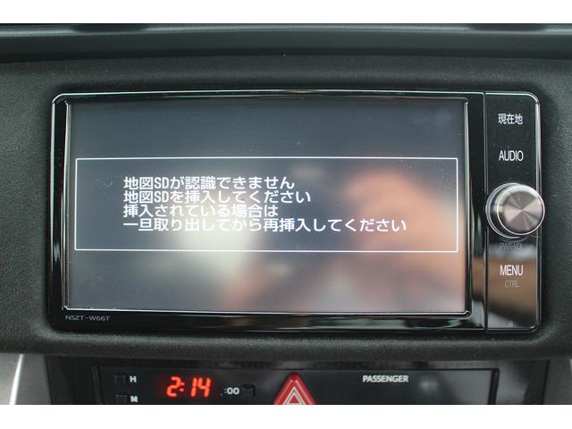 ８６ ＧＴリミテッド　純正ナビ　革＆アルカンターラコンビシート　禁煙車　シートヒーター　ＬＥＤヘッドライト　リアフォグランプ　バックカメラ　クルーズコントロール　ＥＴＣ　電動格納ミラー　Ｂｌｕｅｔｏｏｔｈ接続（4枚目）