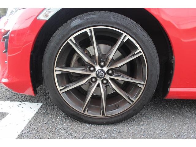 ８６ ＧＴリミテッド　純正ナビ　革＆アルカンターラコンビシート　禁煙車　シートヒーター　ＬＥＤヘッドライト　リアフォグランプ　バックカメラ　クルーズコントロール　ＥＴＣ　電動格納ミラー　Ｂｌｕｅｔｏｏｔｈ接続（24枚目）