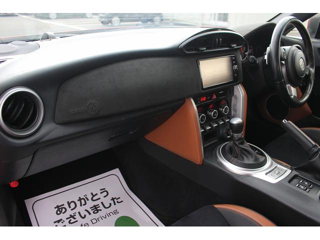 ８６ ＧＴリミテッド　純正ナビ　革＆アルカンターラコンビシート　禁煙車　シートヒーター　ＬＥＤヘッドライト　リアフォグランプ　バックカメラ　クルーズコントロール　ＥＴＣ　電動格納ミラー　Ｂｌｕｅｔｏｏｔｈ接続（37枚目）