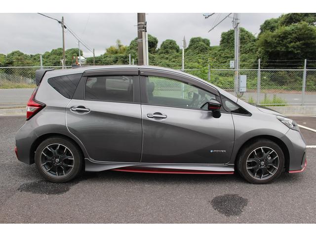 ノート 　ナビ／３６０度カメラ／ＴＶ／ＯＰフードデカール／ＥＴＣ／クルーズコントロール／リアウィング／Ｎｉｓｍｏシート／電動格納ミラー／Ｂｌｕｅｔｏｏｔｈ接続／プッシュスタート／（10枚目）