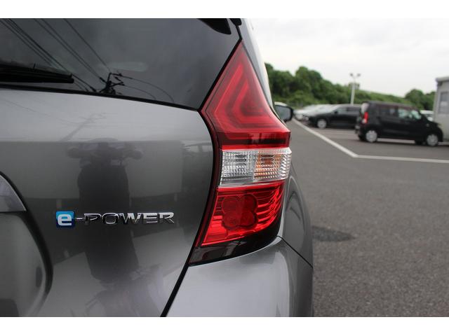 ノート 　ナビ／３６０度カメラ／ＴＶ／ＯＰフードデカール／ＥＴＣ／クルーズコントロール／リアウィング／Ｎｉｓｍｏシート／電動格納ミラー／Ｂｌｕｅｔｏｏｔｈ接続／プッシュスタート／（20枚目）