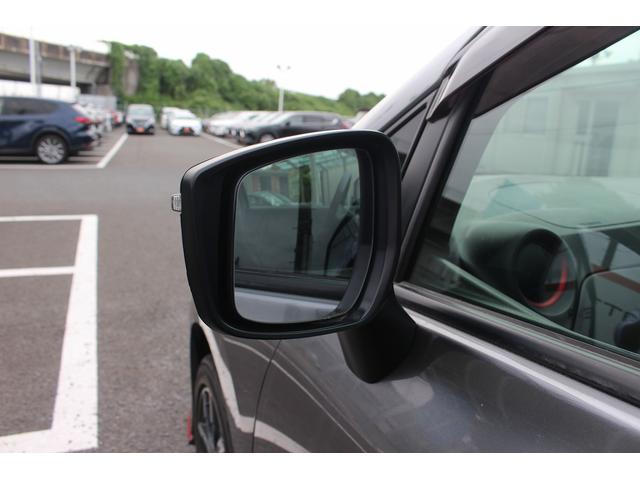 ノート 　ナビ／３６０度カメラ／ＴＶ／ＯＰフードデカール／ＥＴＣ／クルーズコントロール／リアウィング／Ｎｉｓｍｏシート／電動格納ミラー／Ｂｌｕｅｔｏｏｔｈ接続／プッシュスタート／（27枚目）