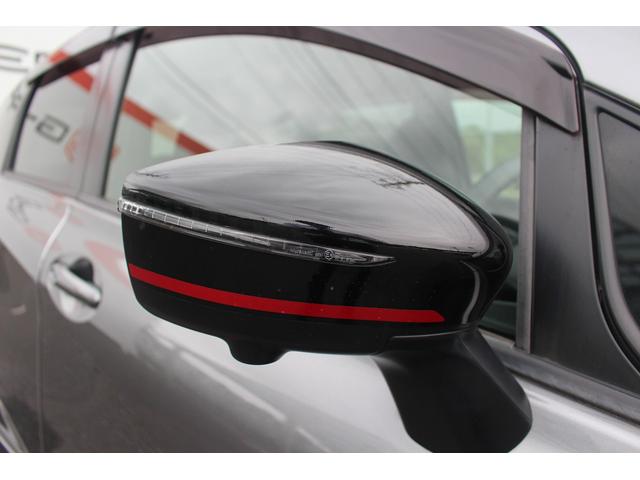 ノート 　ナビ／３６０度カメラ／ＴＶ／ＯＰフードデカール／ＥＴＣ／クルーズコントロール／リアウィング／Ｎｉｓｍｏシート／電動格納ミラー／Ｂｌｕｅｔｏｏｔｈ接続／プッシュスタート／（28枚目）