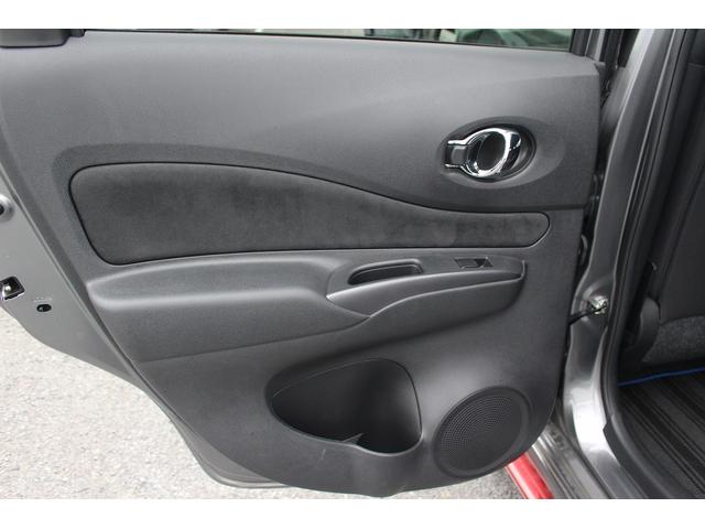 ノート 　ナビ／３６０度カメラ／ＴＶ／ＯＰフードデカール／ＥＴＣ／クルーズコントロール／リアウィング／Ｎｉｓｍｏシート／電動格納ミラー／Ｂｌｕｅｔｏｏｔｈ接続／プッシュスタート／（36枚目）