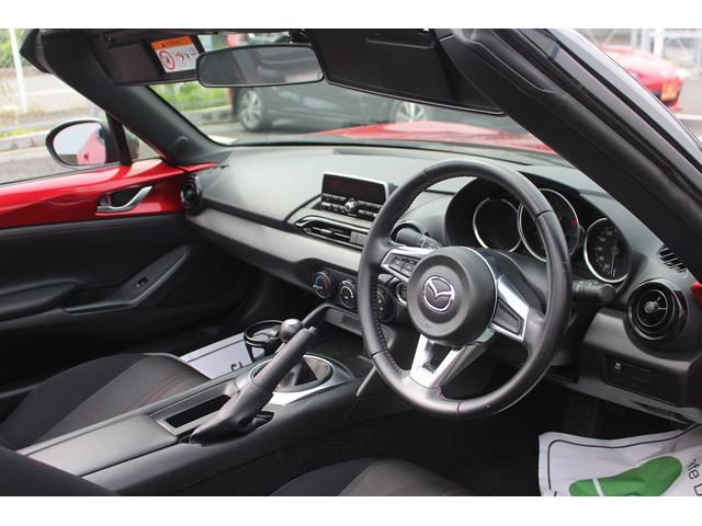 ロードスター S 6速マニュアル車/純正コンパクトディスク/手動ソフトトップ/LEDヘッドライト/ETC/スマートキープッシュスタート/USBソケット/純正16インチアルミホイール/(29枚目)