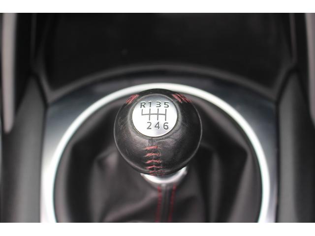 ロードスター S 6速マニュアル車/純正コンパクトディスク/手動ソフトトップ/LEDヘッドライト/ETC/スマートキープッシュスタート/USBソケット/純正16インチアルミホイール/(46枚目)