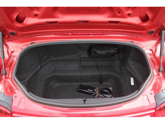 ロードスター  6速マニュアル車/純正ナビ/ETC/Bluetoot接続/純正16インチアルミホイール/スマートキープッシュスタート/オートライト/LEDヘッドライト/スマートキー(52枚目)