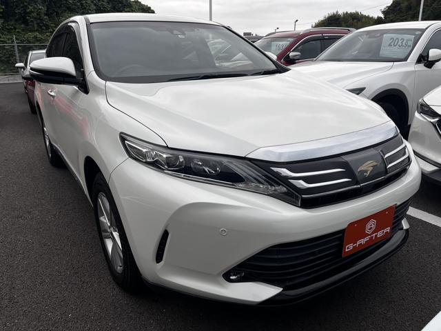 ハリアー エレガンス　後期型／ＡＬＰＩＮＥ１０型ナビ／バックカメラ／地上デジタル放送／ＥＴＣ／レーダークルーズコントロール／ハーフレザーシート／プッシュスタート／電動格納ミラー／衝突軽減ブレーキ／（8枚目）