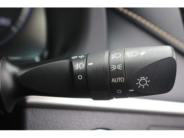 ハリアー エレガンス　後期型／ＡＬＰＩＮＥ１０型ナビ／バックカメラ／地上デジタル放送／ＥＴＣ／レーダークルーズコントロール／ハーフレザーシート／プッシュスタート／電動格納ミラー／衝突軽減ブレーキ／（58枚目）