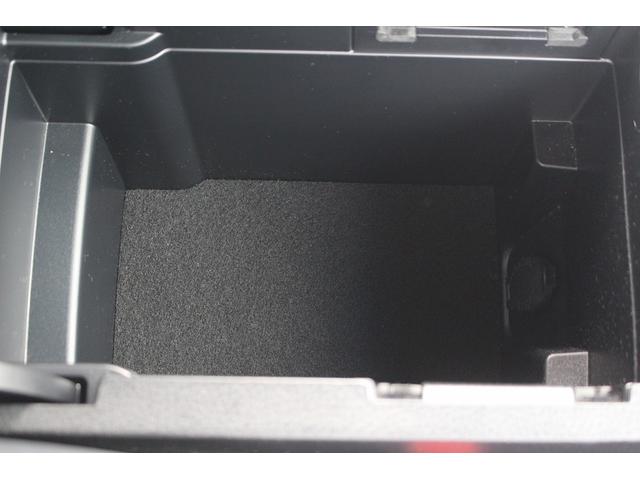 ハリアー エレガンス　後期型／ＡＬＰＩＮＥ１０型ナビ／バックカメラ／地上デジタル放送／ＥＴＣ／レーダークルーズコントロール／ハーフレザーシート／プッシュスタート／電動格納ミラー／衝突軽減ブレーキ／（62枚目）