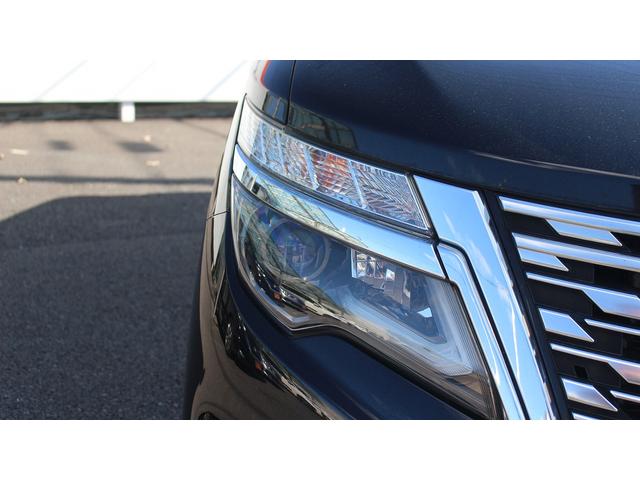 エルグランド 250ハイウェイスターS 純性ナビ/TV/ETC/LED/レーダークルーズ/後席モニター/アラウンドビューモニター/左オートスライド/Bluetooth接続/プッシュスタート/電動格納ミラー/アイドリングストップ(16枚目)