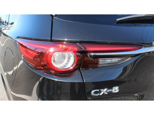 ＣＸ－８ ＸＤ　Ｌパッケージ　純正ナビ／地上デジタル放送／全周囲カメラ／後席フリップダウンモニター／シートエアコン／電動リアゲート／レーダークルーズコントロール／ＥＴＣ／ＬＥＤヘッドライト／（20枚目）