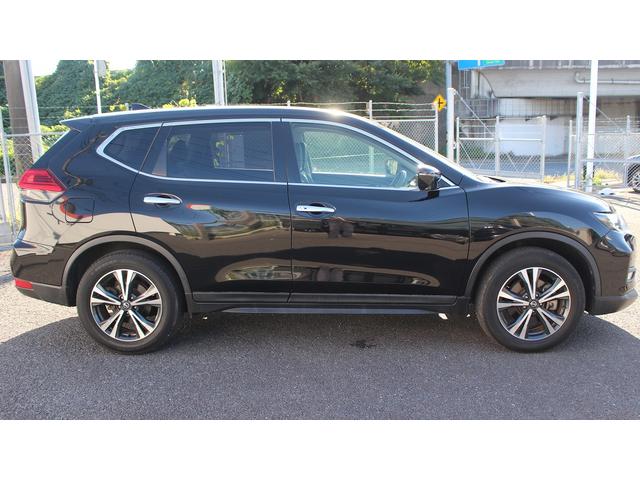エクストレイル ２０Ｘ　純正９型ナビ／後席フリップダウンモニター／地上デジタル放送／全周囲カメラ／プロパイロット／電動リアゲート／ＥＴＣ／ＬＥＤヘッドライト／クリアランスソナー／プッシュスタート／（11枚目）