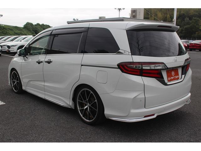 オデッセイ アブソルート・ホンダセンシング　純正ナビ／ホンダセンシング／Ｂカメラ／ＴＥＩＮ車高調／ＴＶ／社外１９インチアルミホイール／ＥＴＣ２．０／Ｂｌｕｅｔｏｏｔｈ接続／スマートキー／プッシュスタート／電動格納ミラー／（8枚目）