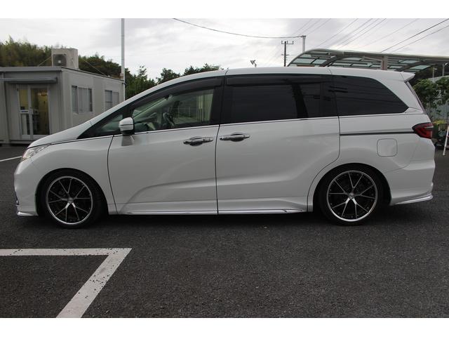 オデッセイ アブソルート・ホンダセンシング　純正ナビ／ホンダセンシング／Ｂカメラ／ＴＥＩＮ車高調／ＴＶ／社外１９インチアルミホイール／ＥＴＣ２．０／Ｂｌｕｅｔｏｏｔｈ接続／スマートキー／プッシュスタート／電動格納ミラー／（9枚目）