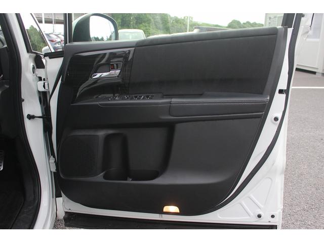 オデッセイ アブソルート・ホンダセンシング　純正ナビ／ホンダセンシング／Ｂカメラ／ＴＥＩＮ車高調／ＴＶ／社外１９インチアルミホイール／ＥＴＣ２．０／Ｂｌｕｅｔｏｏｔｈ接続／スマートキー／プッシュスタート／電動格納ミラー／（23枚目）