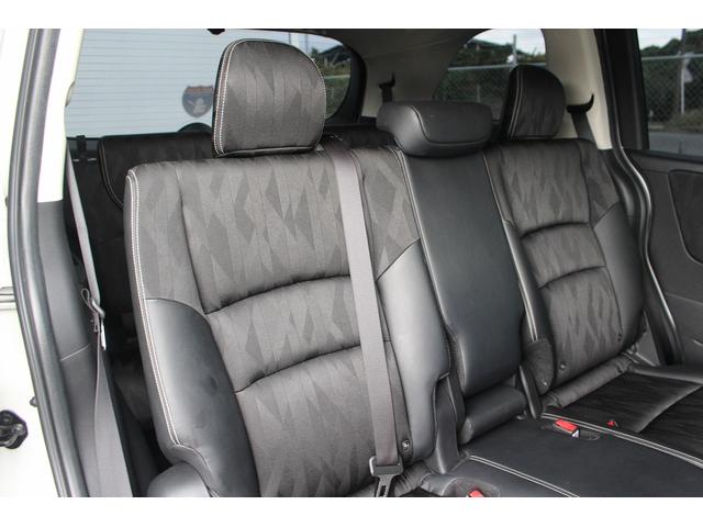 オデッセイ アブソルート・ホンダセンシング　純正ナビ／ホンダセンシング／Ｂカメラ／ＴＥＩＮ車高調／ＴＶ／社外１９インチアルミホイール／ＥＴＣ２．０／Ｂｌｕｅｔｏｏｔｈ接続／スマートキー／プッシュスタート／電動格納ミラー／（25枚目）