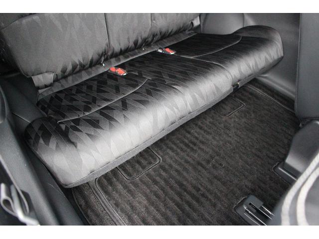 オデッセイ アブソルート・ホンダセンシング　純正ナビ／ホンダセンシング／Ｂカメラ／ＴＥＩＮ車高調／ＴＶ／社外１９インチアルミホイール／ＥＴＣ２．０／Ｂｌｕｅｔｏｏｔｈ接続／スマートキー／プッシュスタート／電動格納ミラー／（28枚目）