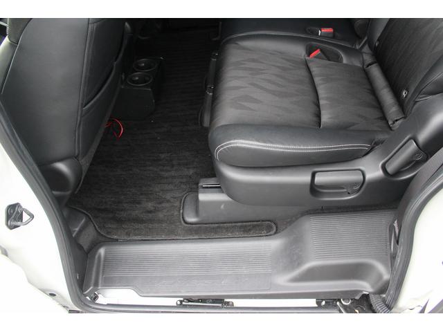 オデッセイ アブソルート・ホンダセンシング　純正ナビ／ホンダセンシング／Ｂカメラ／ＴＥＩＮ車高調／ＴＶ／社外１９インチアルミホイール／ＥＴＣ２．０／Ｂｌｕｅｔｏｏｔｈ接続／スマートキー／プッシュスタート／電動格納ミラー／（33枚目）