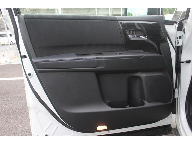 オデッセイ アブソルート・ホンダセンシング　純正ナビ／ホンダセンシング／Ｂカメラ／ＴＥＩＮ車高調／ＴＶ／社外１９インチアルミホイール／ＥＴＣ２．０／Ｂｌｕｅｔｏｏｔｈ接続／スマートキー／プッシュスタート／電動格納ミラー／（40枚目）