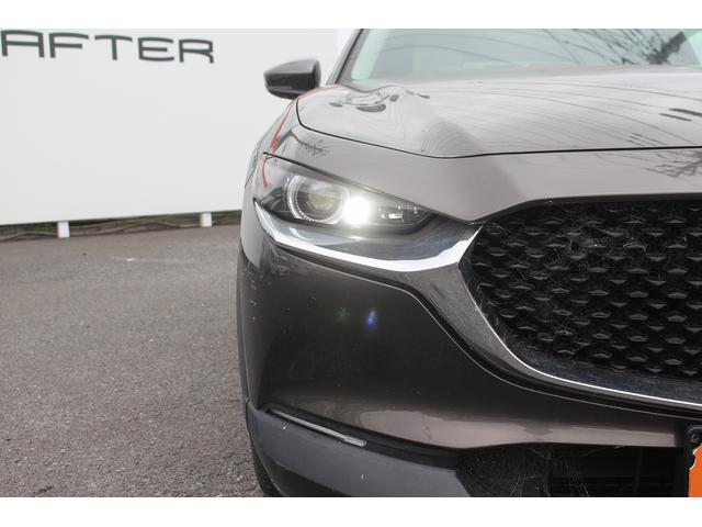 ＣＸ－３０ ＸＤ　Ｌパッケージ　純正ナビ／ＴＶ／３６０°カメラ／セーフティパッケージ／電動リアゲート／温熱白革シート／ＬＥＤヘッドライト／ＥＴＣ／スマートキー／プッシュスタート／電動格納ミラー／（18枚目）
