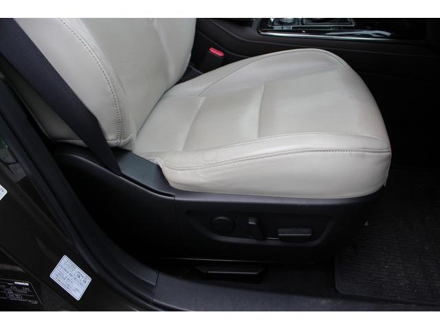 ＣＸ－３０ ＸＤ　Ｌパッケージ　純正ナビ／ＴＶ／３６０°カメラ／セーフティパッケージ／電動リアゲート／温熱白革シート／ＬＥＤヘッドライト／ＥＴＣ／スマートキー／プッシュスタート／電動格納ミラー／（28枚目）