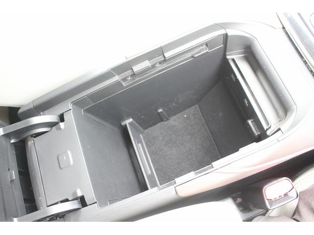 ＣＸ－３０ ＸＤ　Ｌパッケージ　純正ナビ／ＴＶ／３６０°カメラ／セーフティパッケージ／電動リアゲート／温熱白革シート／ＬＥＤヘッドライト／ＥＴＣ／スマートキー／プッシュスタート／電動格納ミラー／（64枚目）