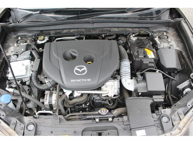 ＣＸ－３０ ＸＤ　Ｌパッケージ　純正ナビ／ＴＶ／３６０°カメラ／セーフティパッケージ／電動リアゲート／温熱白革シート／ＬＥＤヘッドライト／ＥＴＣ／スマートキー／プッシュスタート／電動格納ミラー／（70枚目）
