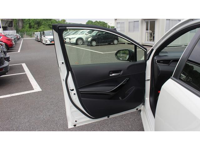 カローラツーリング ハイブリッド ダブルバイビー 純正ディスプレイオーディオ 禁煙車 地上デジタル放送 バックカメラ ハーフレザーシート LEDヘッドライト ETC レーダークルーズコントロール プッシュスタート 純正アルミホイール(43枚目)