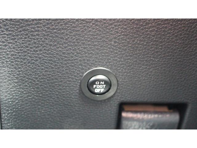 カローラツーリング ハイブリッド ダブルバイビー 純正ディスプレイオーディオ 禁煙車 地上デジタル放送 バックカメラ ハーフレザーシート LEDヘッドライト ETC レーダークルーズコントロール プッシュスタート 純正アルミホイール(56枚目)