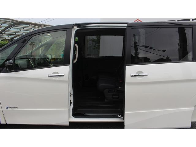 セレナ e-パワー ハイウェイスターG 純正10型ナビ 禁煙車 フルセグ アラウンドビューモニターカメラ プロパイロット 両側電動スライドドア インテリジェントルームミラー ブラック合革シート 電動パーキングブレーキ(43枚目)