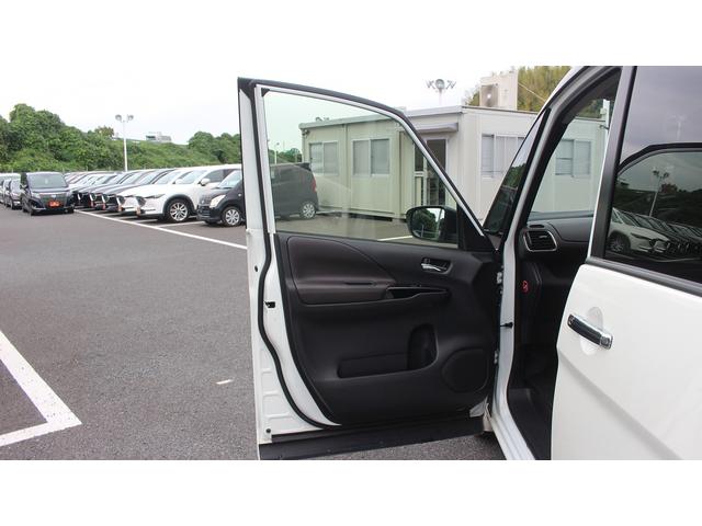 セレナ e-パワー ハイウェイスターG 純正10型ナビ 禁煙車 フルセグ アラウンドビューモニターカメラ プロパイロット 両側電動スライドドア インテリジェントルームミラー ブラック合革シート 電動パーキングブレーキ(52枚目)